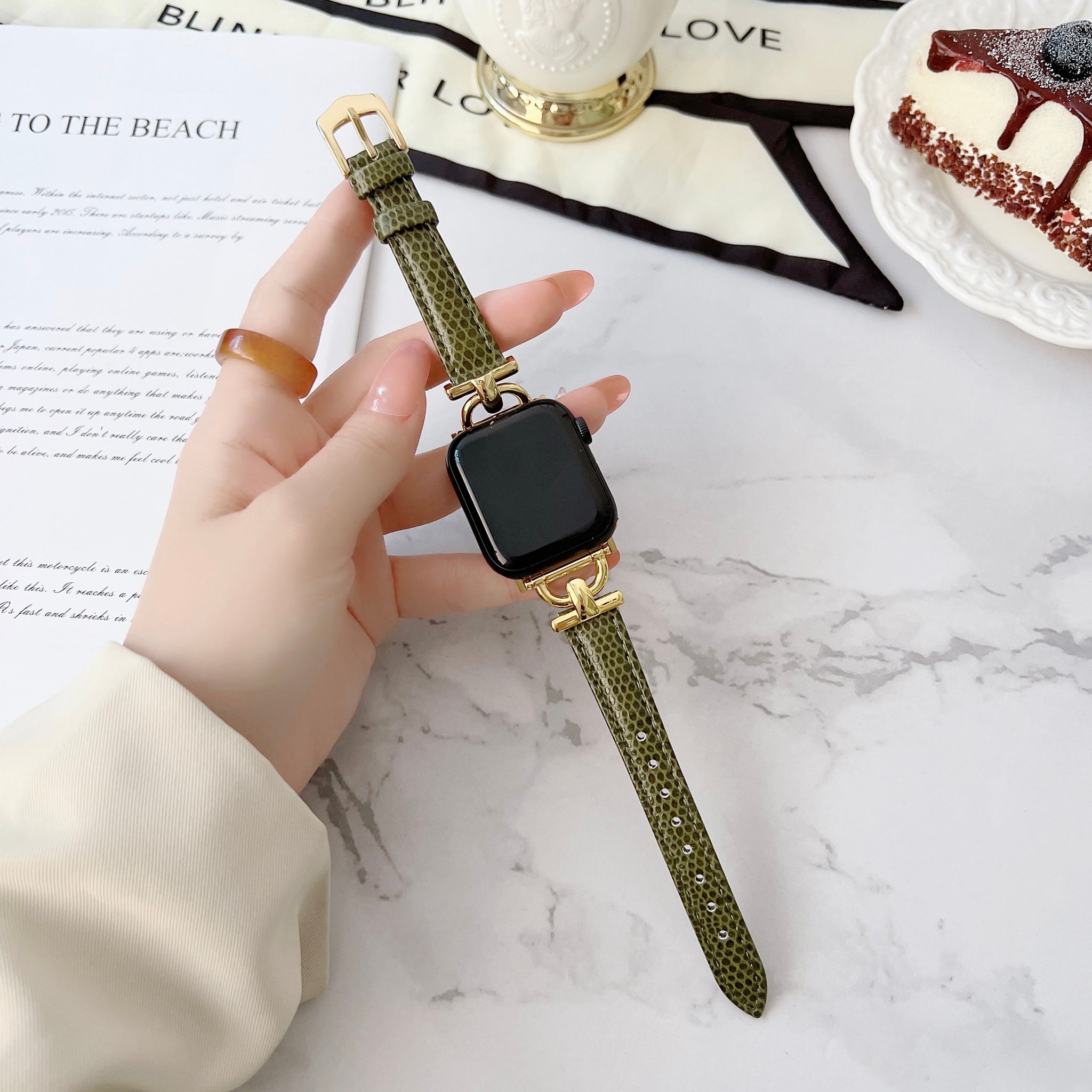 Luxury Lizard Pattern Leather with Gold Buckle Apple Watch Bands for iWatch All Series